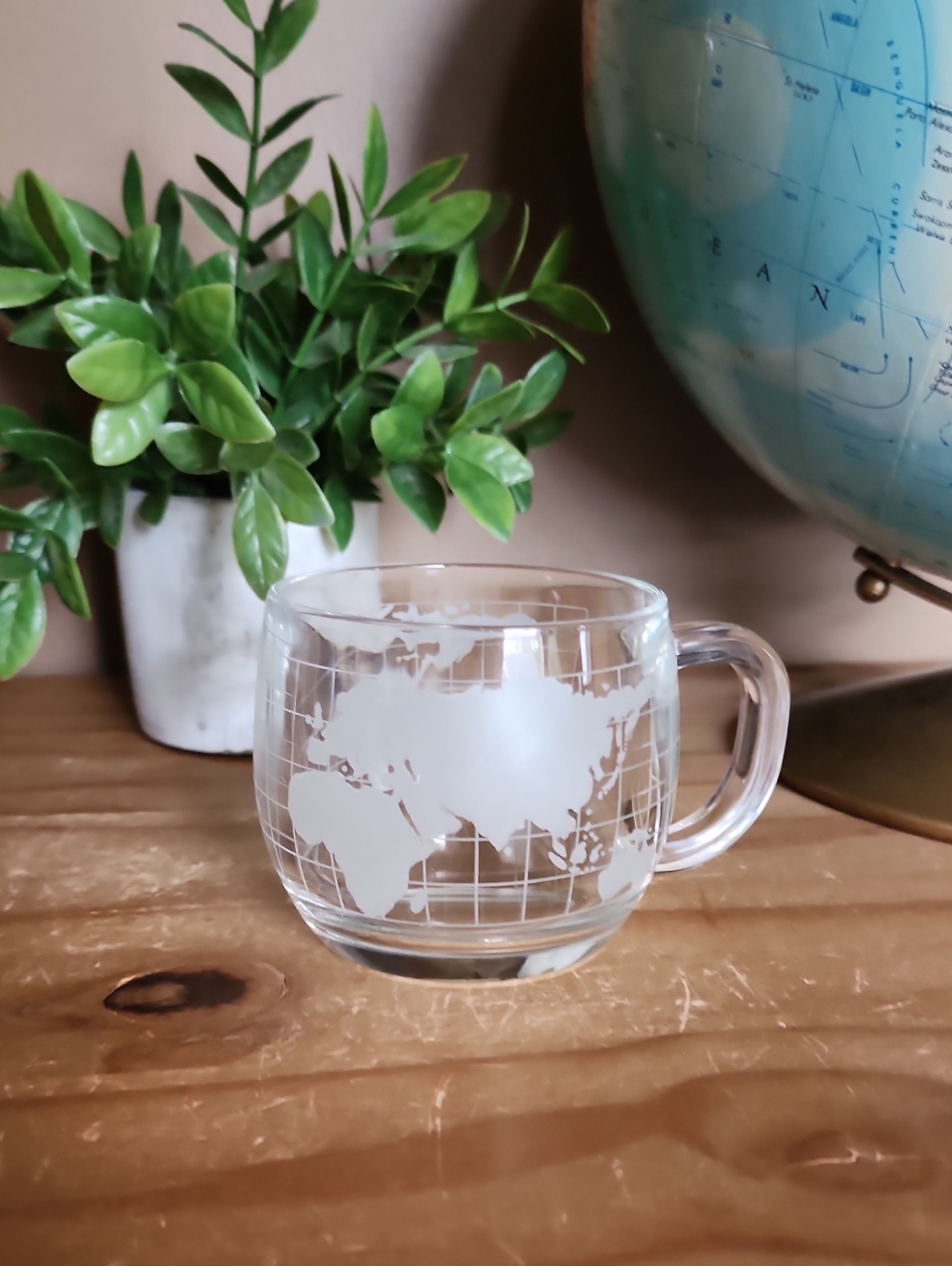 Clear Glass World Map Mug - Nestle Nescafé